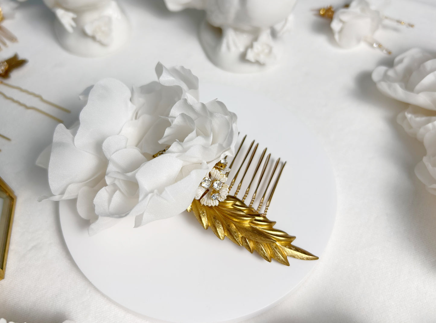 Off white silk flower and golden leaves comb - Style 0537