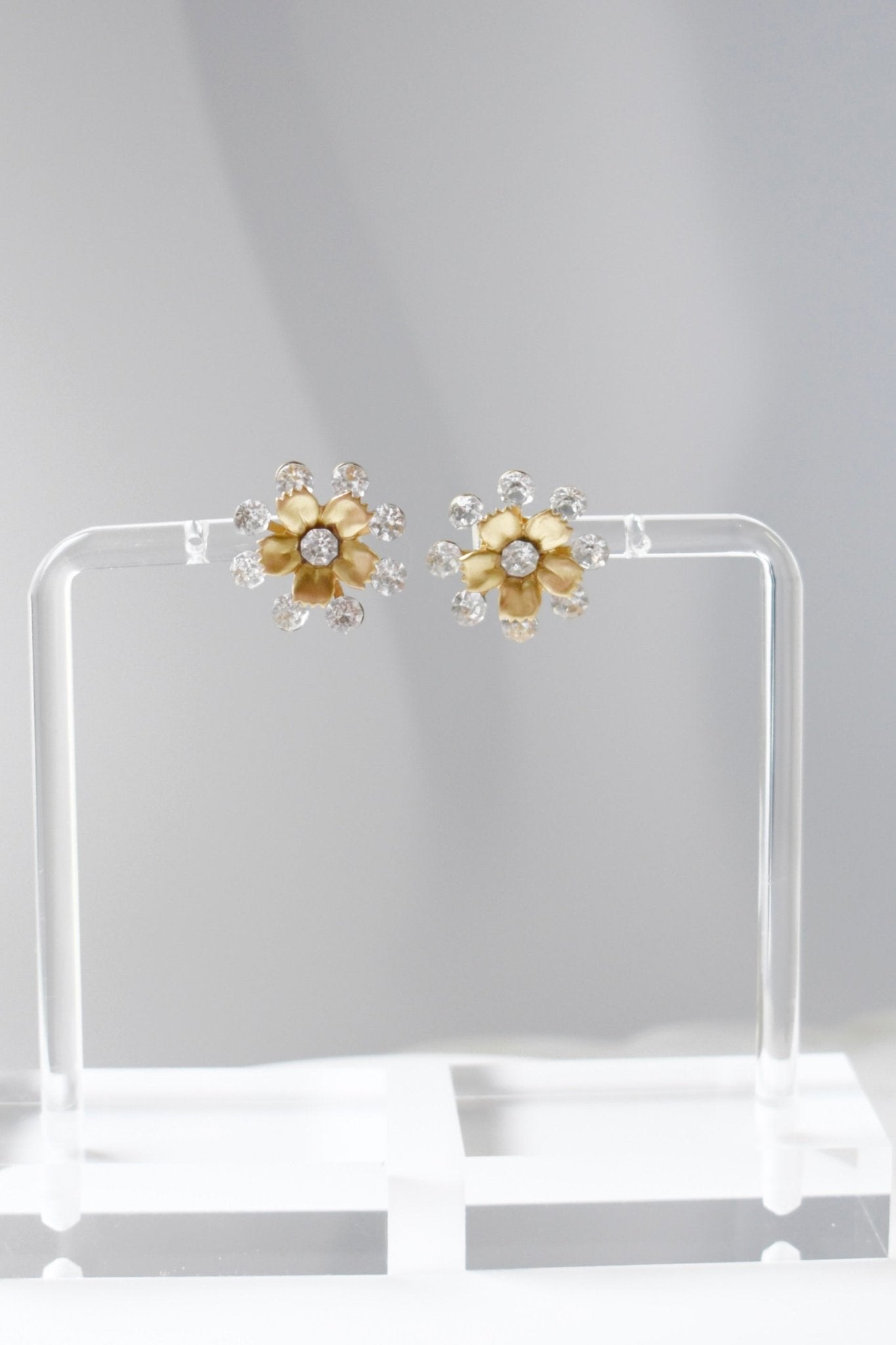 The Céleste - Bridal Flower Stud Earrings in Gold, Handmade Occasion Jewelry