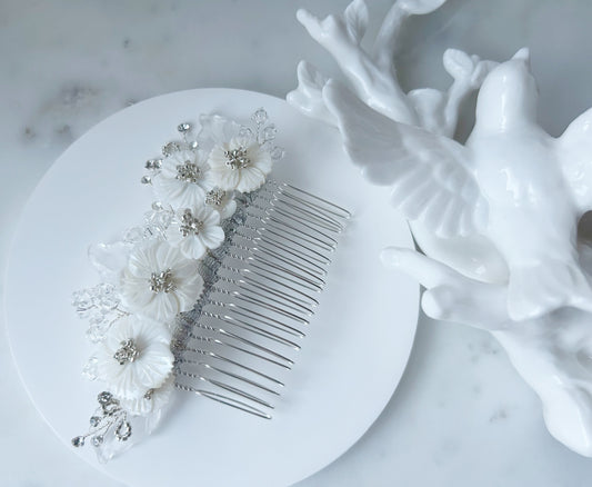 The Isabeau – Mother of Pearl Bridal Hair Comb